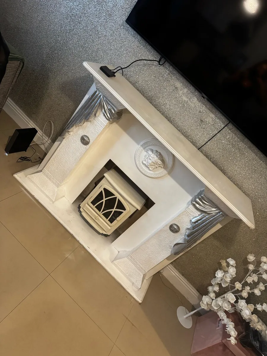 Versace inspired Fireplace inc stove - Image 4
