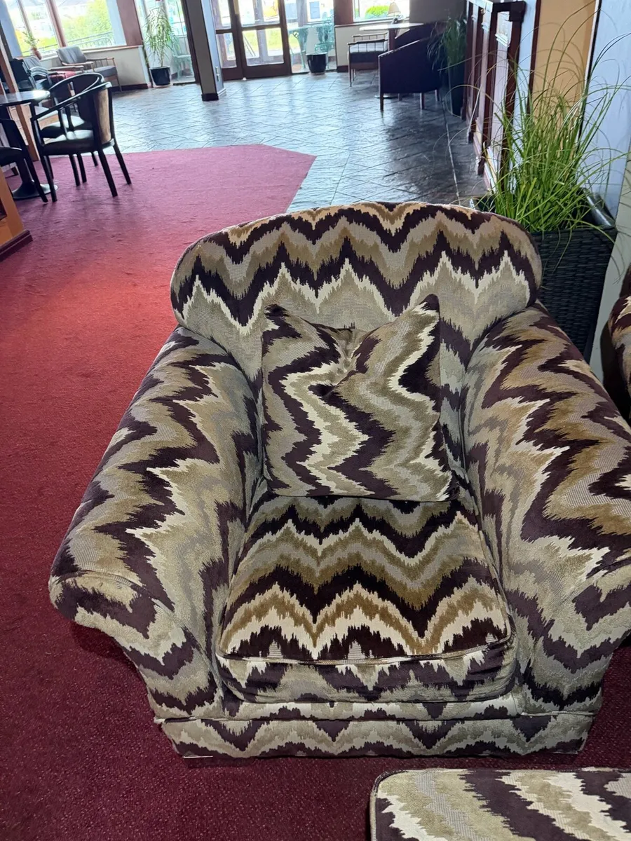 2 Parker Knoll Arm Chairs and Foot Stool - Image 2