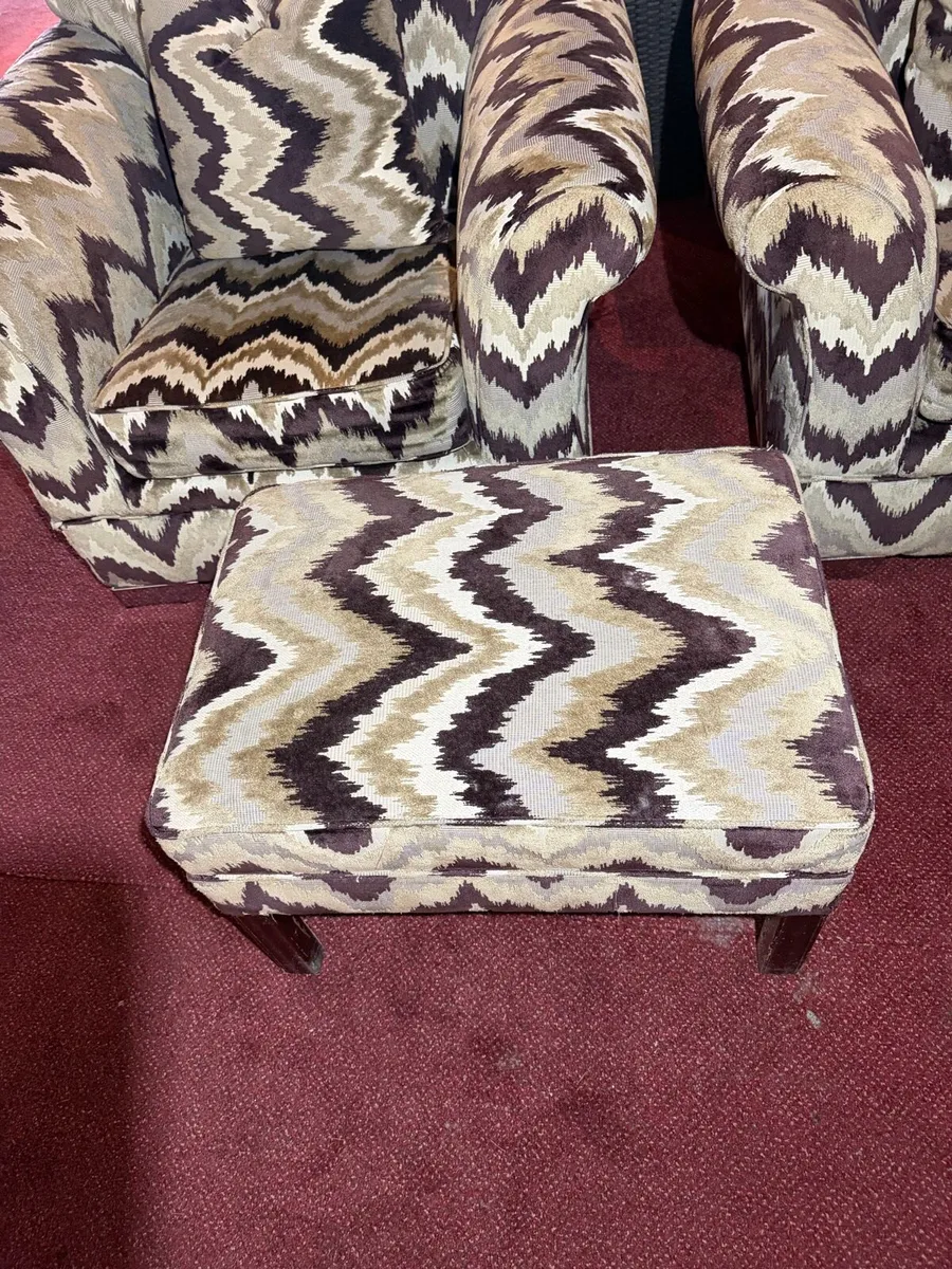 2 Parker Knoll Arm Chairs and Foot Stool - Image 3