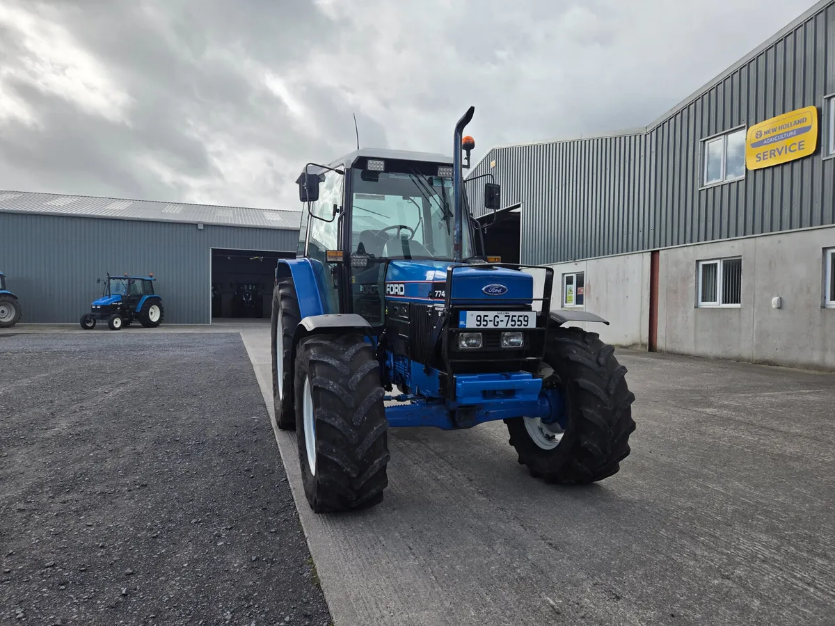 1995 Ford 7740 Powerstar SLE - Image 3