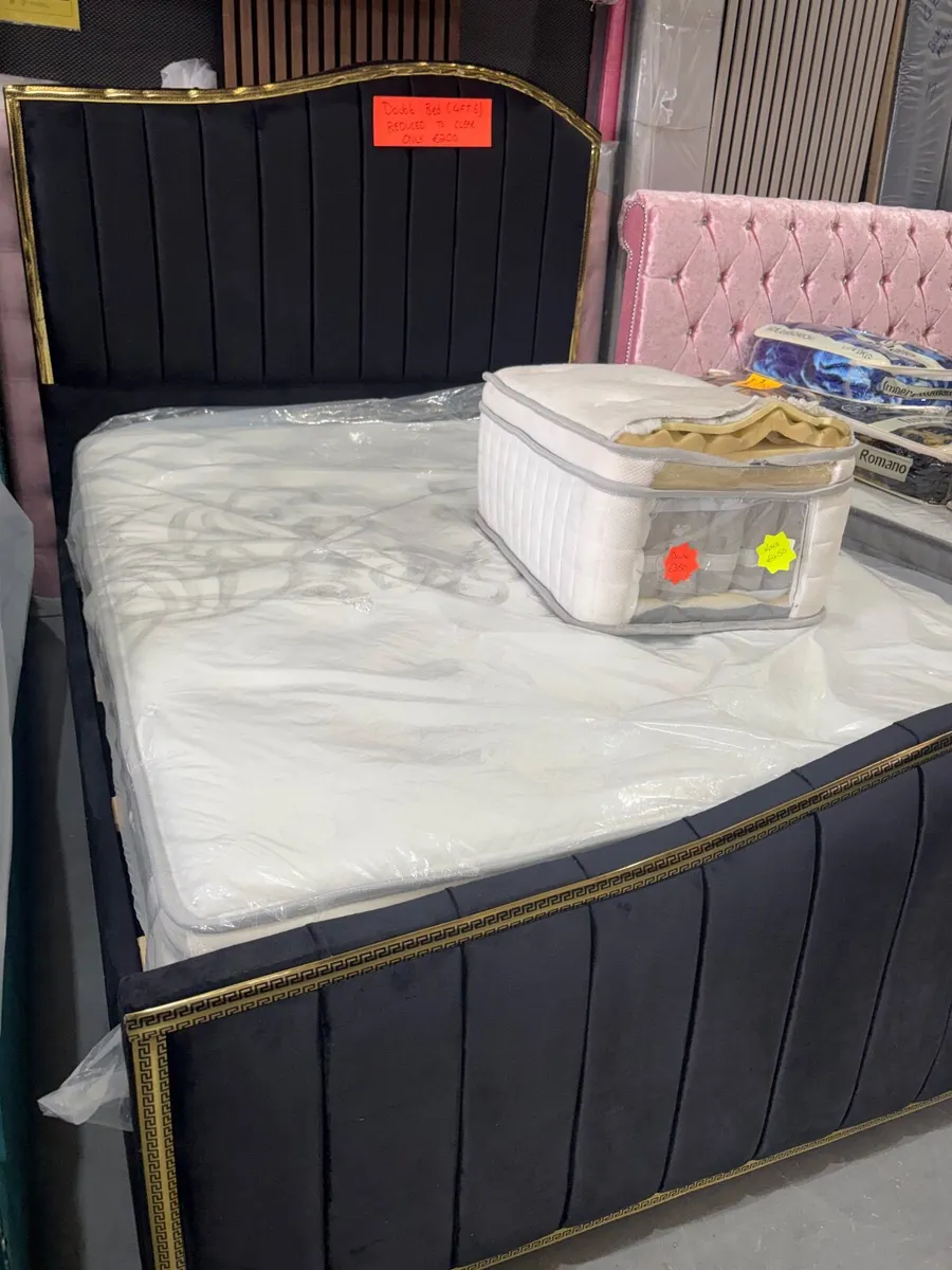 Bed - Image 1