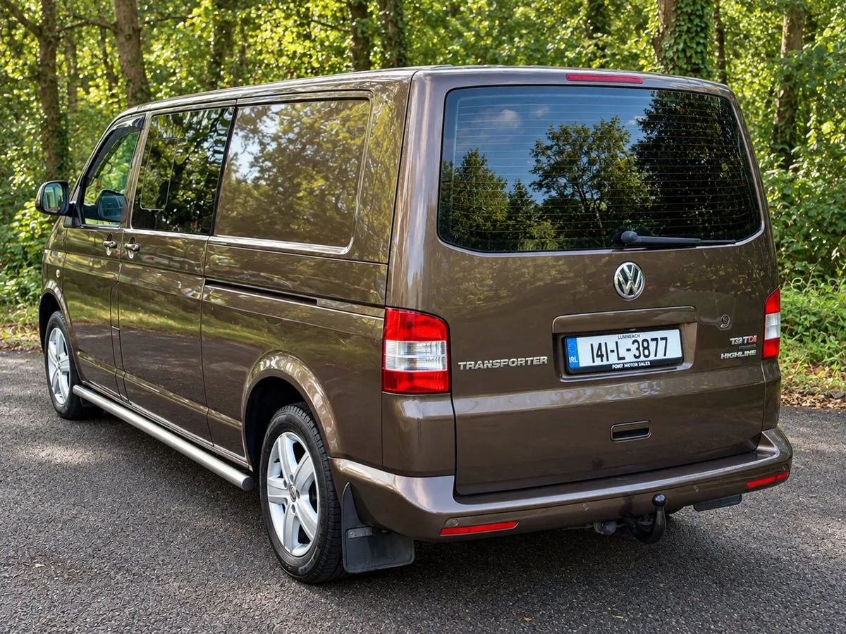 141 VOLKSWAGEN TRANSPORTER LWB 4MOTION HIGHLINE - Image 4