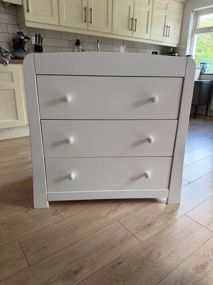Mamas and Papas Baby Changing Dresser - Image 4