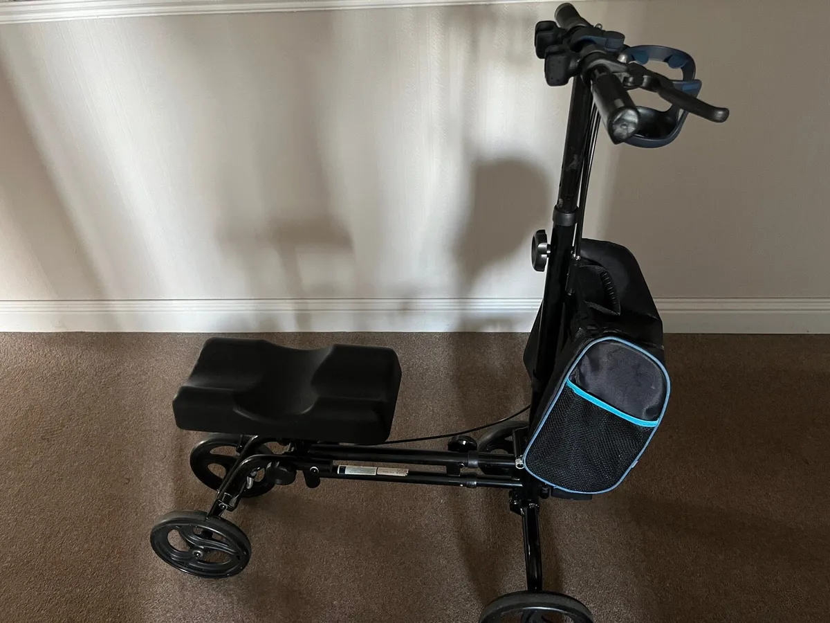 Knee scooter/walker - Image 1