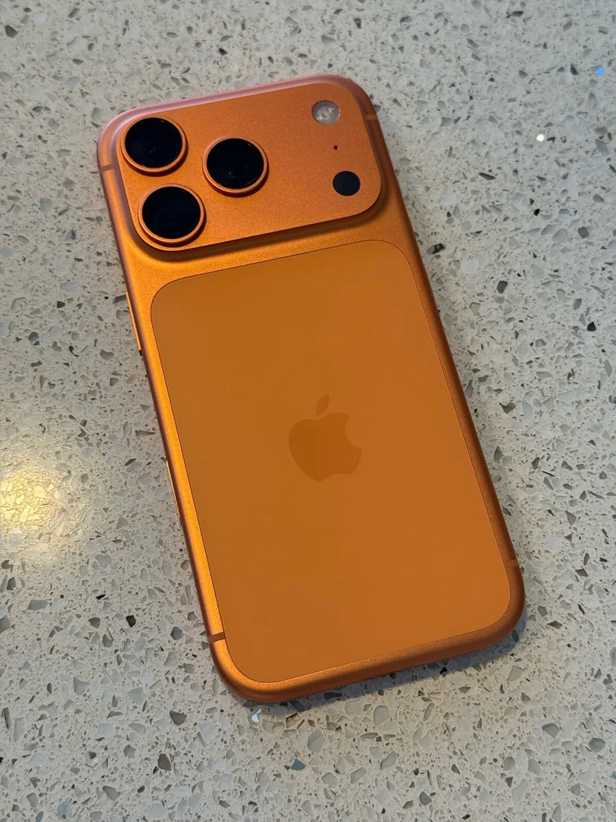 iPhone 17 Pro 256GB (100% Battery Capacity) - Image 1
