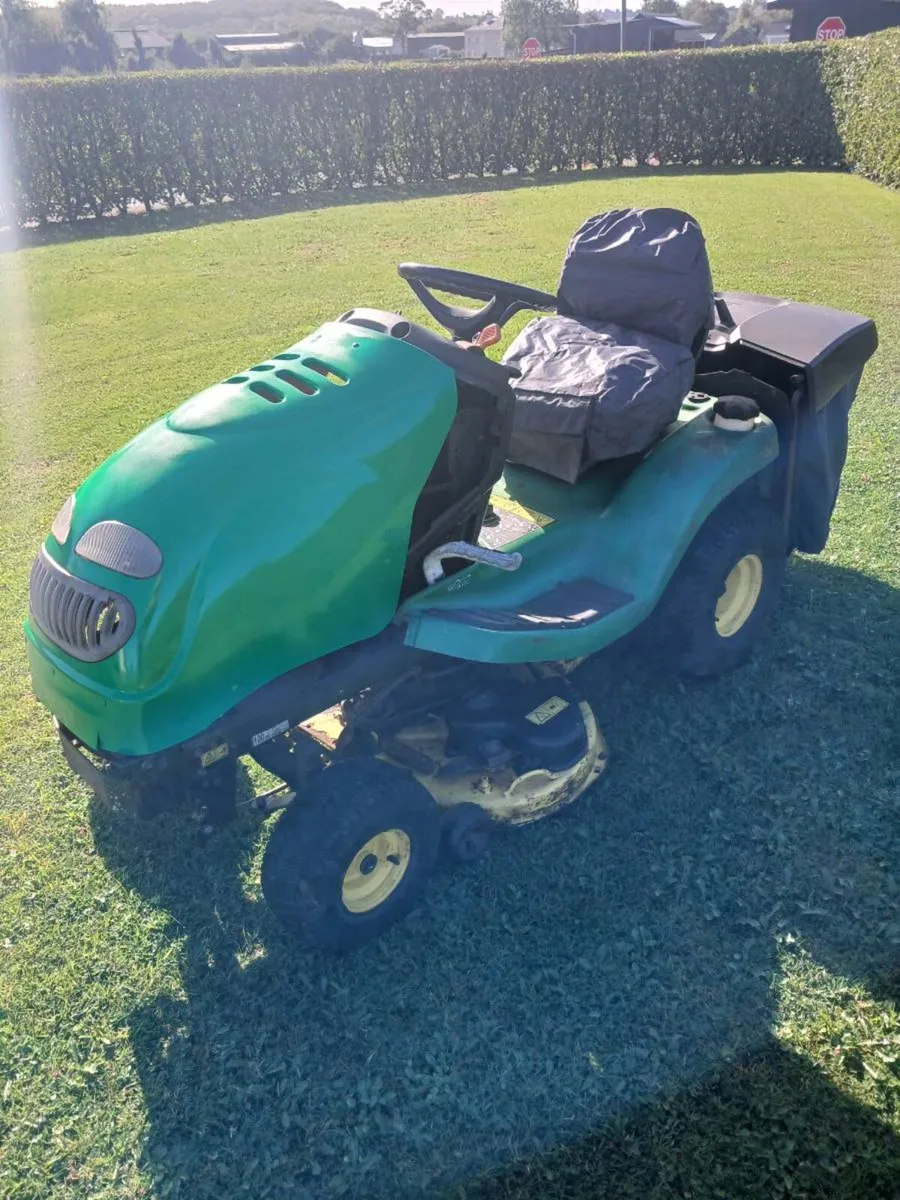 John Deere X 300 R - Image 1