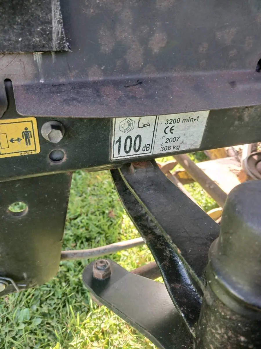 John Deere X 300 R - Image 4
