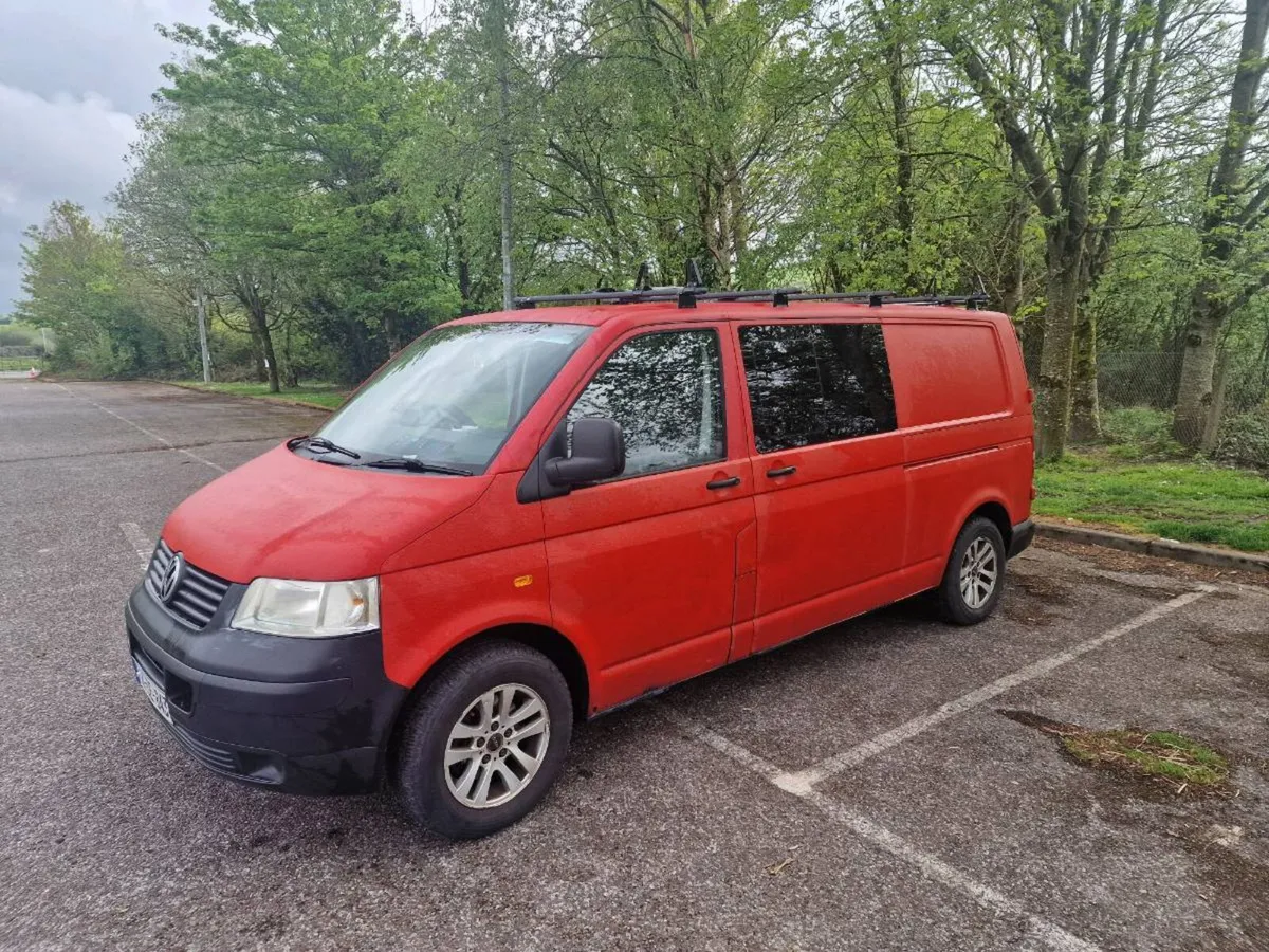 2006 VW Transporter T5 LWB 2.5 TDI Crew Cab / Day - Image 2