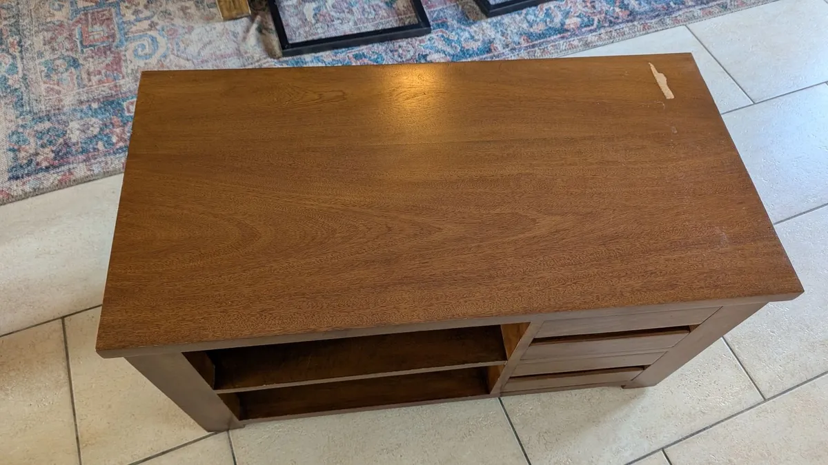 TV unit - Image 2