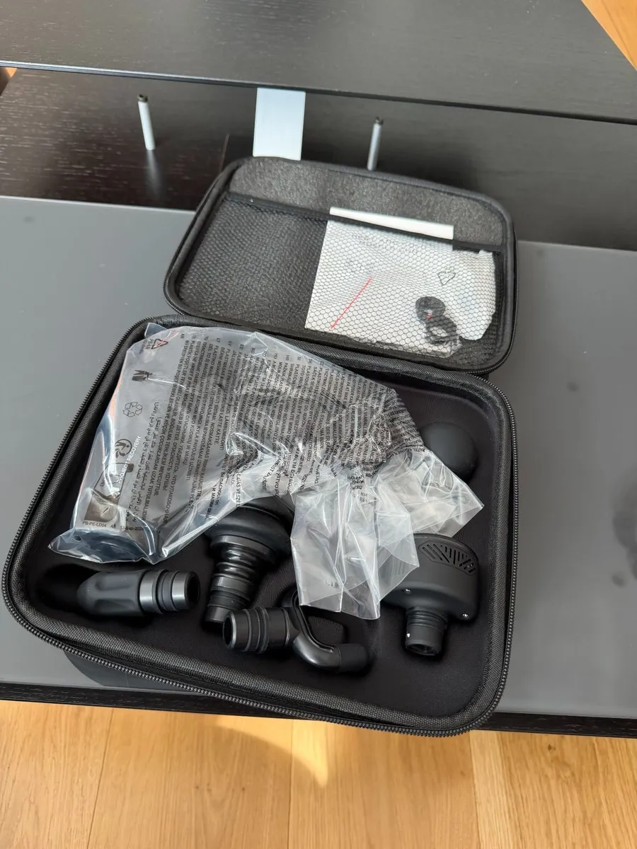 Heat & Cold Massage Guns – €60 - Image 3