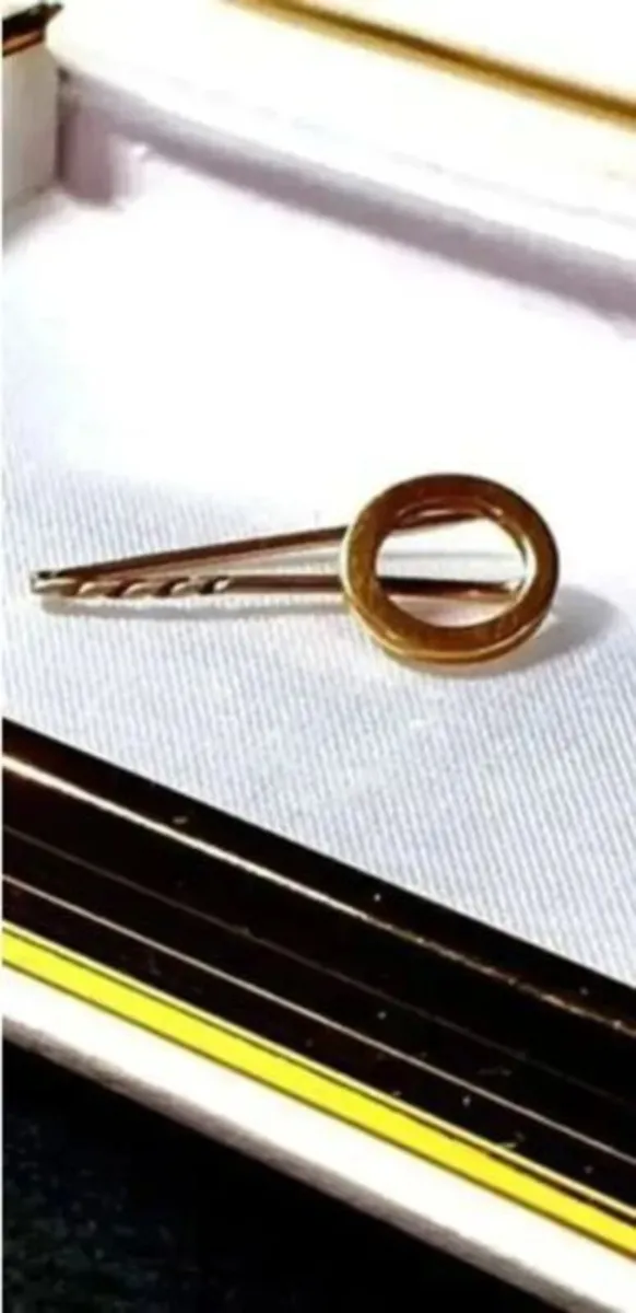 Vintage 9ct Gold Tie Pin - Image 4