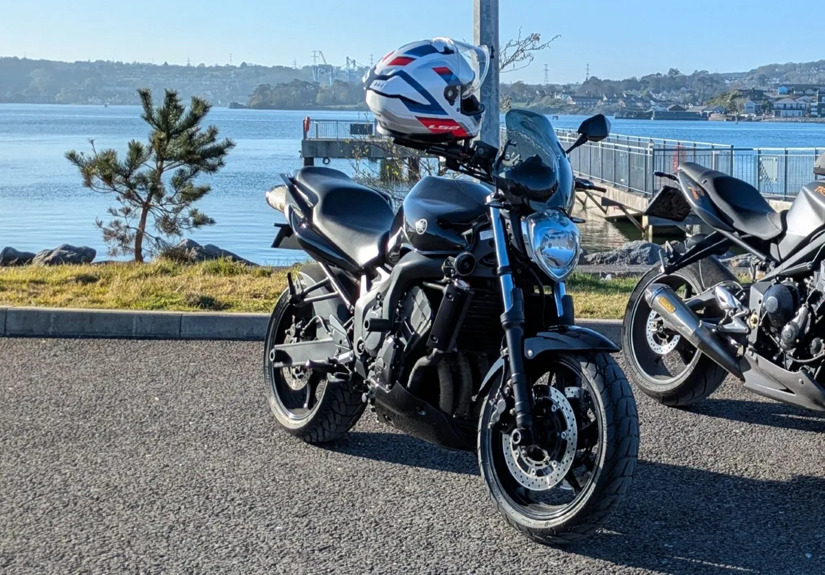 YAMAHA FZ6-N / FZ6 - Image 2