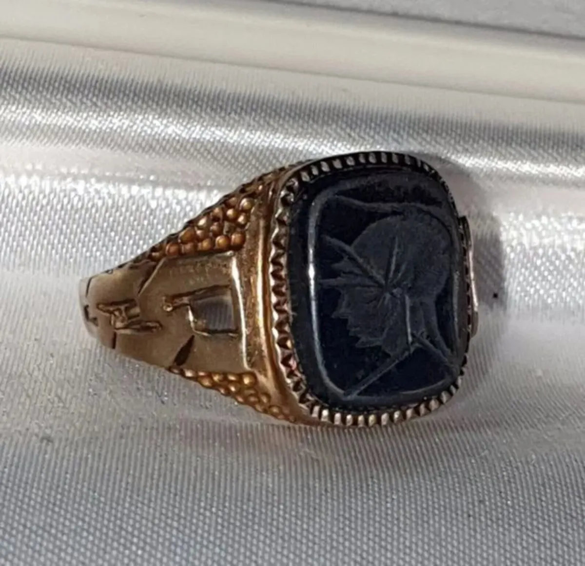 Vintage 9ct Gold Men’s Signet Ring - Image 3