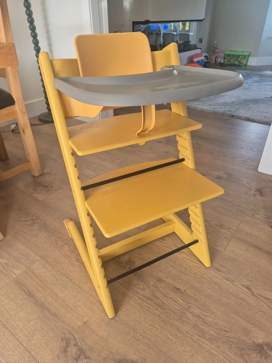 Baby/toddler high chair - Image 2