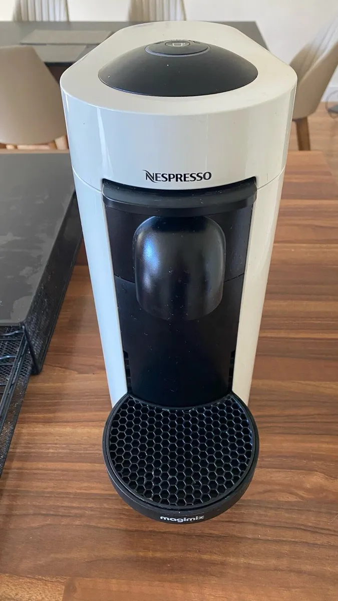 Nespresso Coffee Machine plus Capsule drawer - Image 3