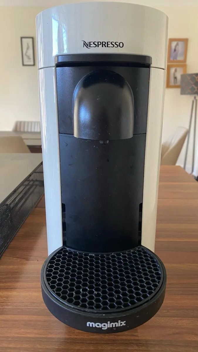 Nespresso Coffee Machine plus Capsule drawer - Image 4
