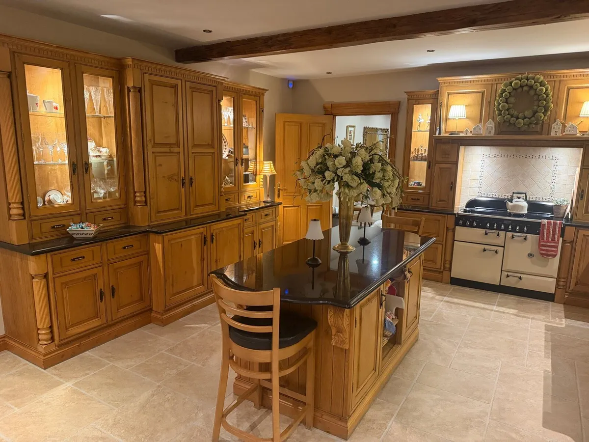 Kitchen - Image 2