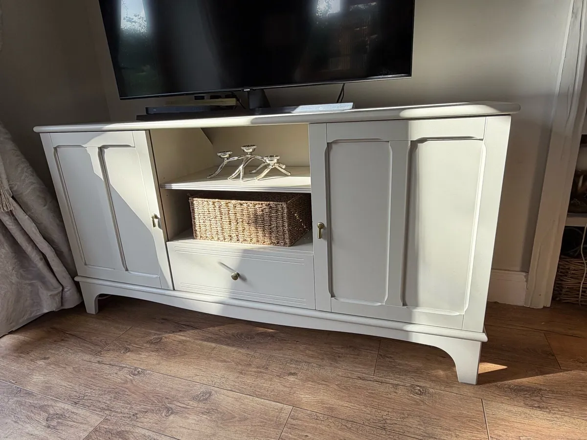 Sideboard / tv table / unit - Image 1
