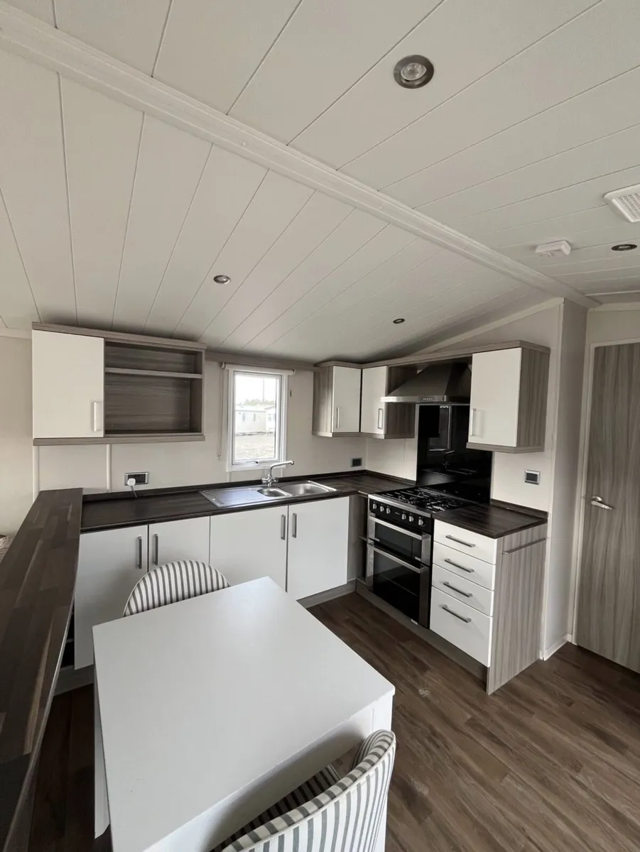 Mobile Home for sale off site - Image 2