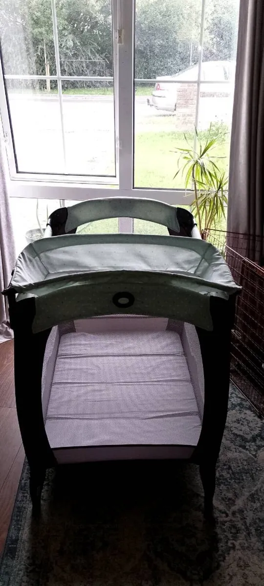 Baby travel cot GRACO ELECTRA - Image 2