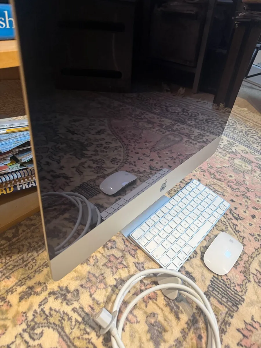 Apple computer - Image 2