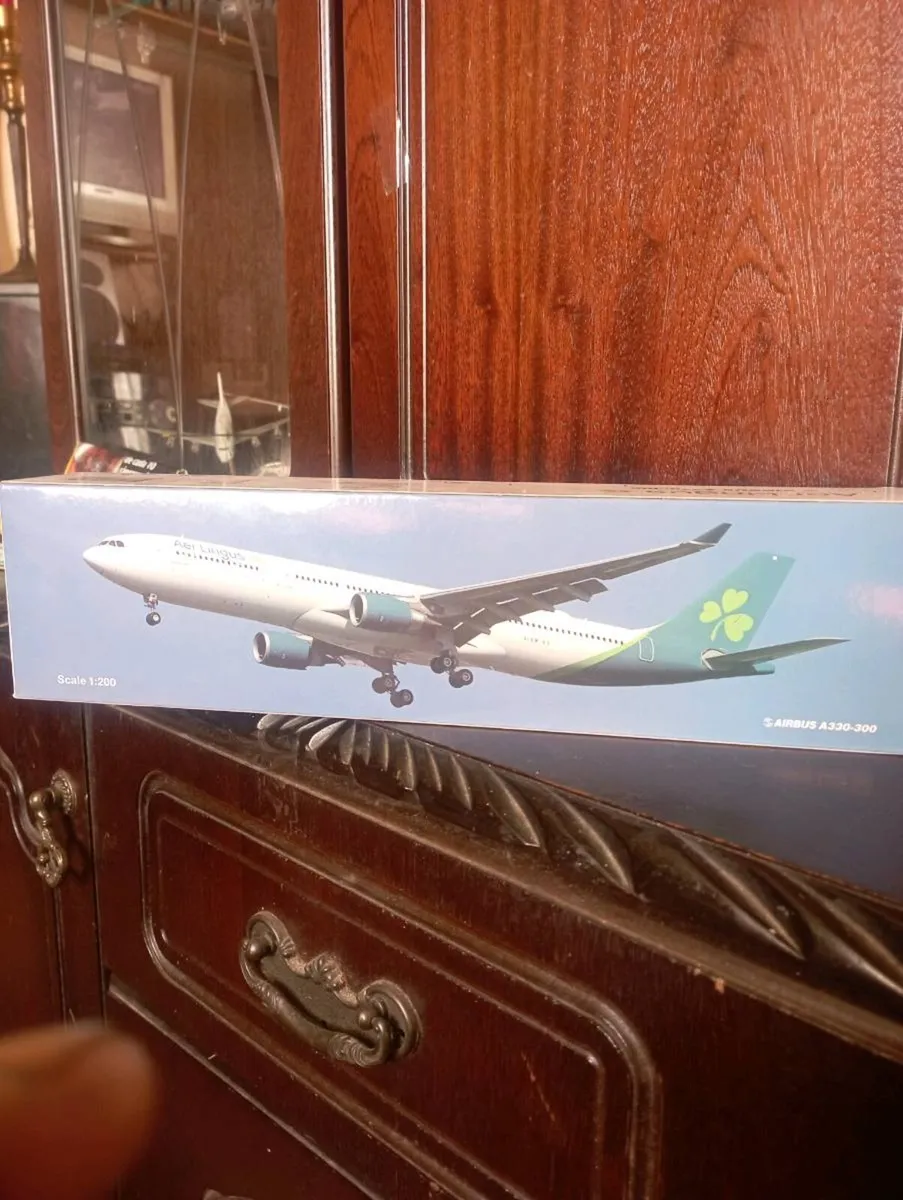 AER LINGUS AIRBUS A 330-300 I/200 SCALE CLICK -FIX - Image 2