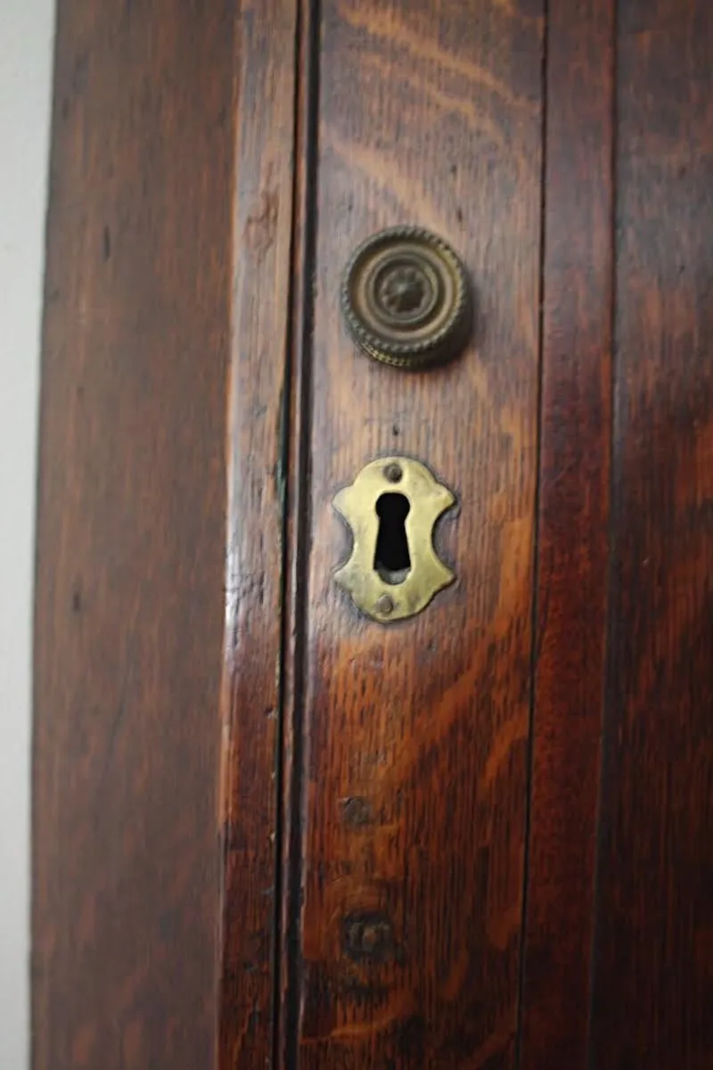 Large Antique Corner Cupboard - Image 4