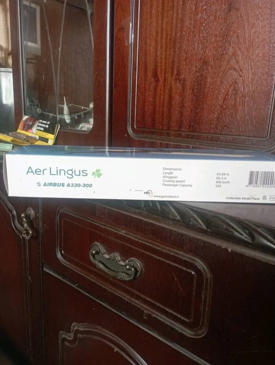 AER LINGUS AIRBUS A 330-300 I/200 SCALE CLICK -FIX - Image 3