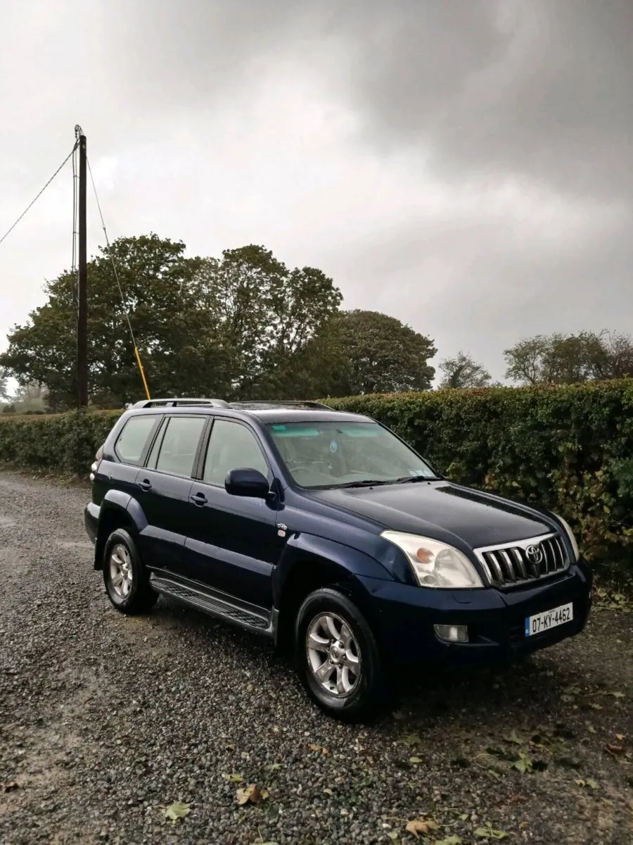 Toyota landcruiser crewcab - Image 1