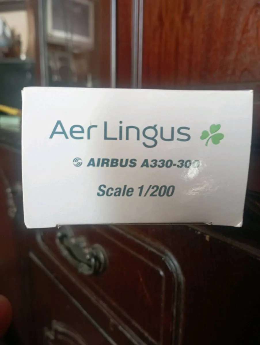 AER LINGUS AIRBUS A 330-300 I/200 SCALE CLICK -FIX - Image 4