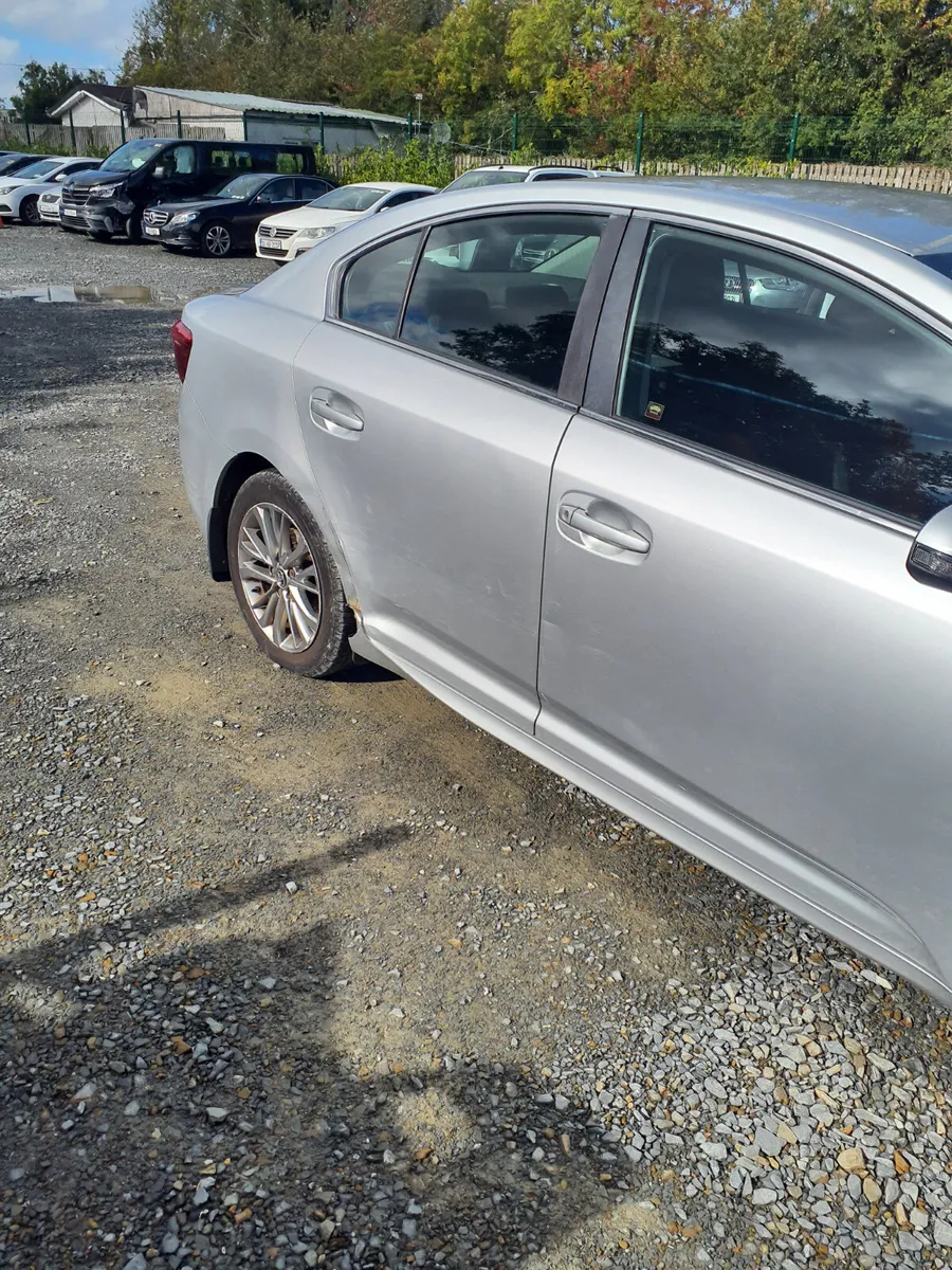 Toyota Avensis 2017 Diesel - Image 4