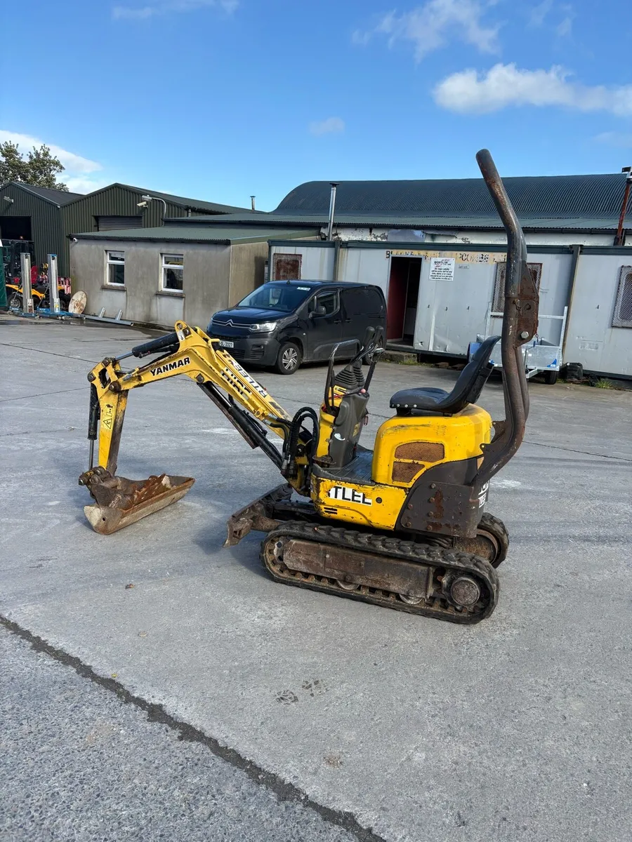 Yanmar Micro Digger - Image 2