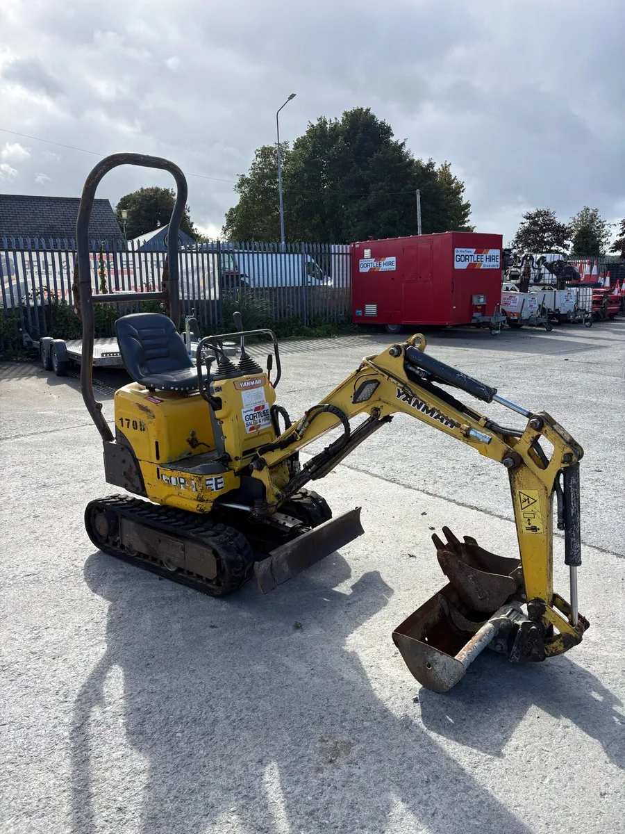 Yanmar Micro Digger - Image 3