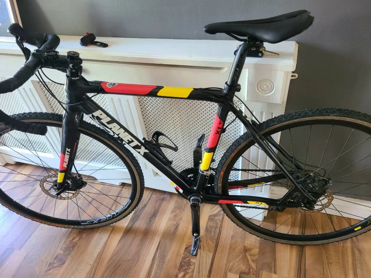 Full Carbon Cx Gravel Bike - Image 1