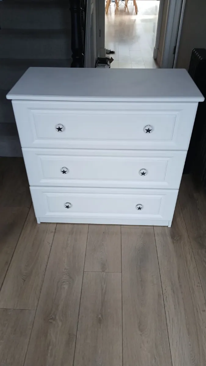 Chest of drawers - Image 2