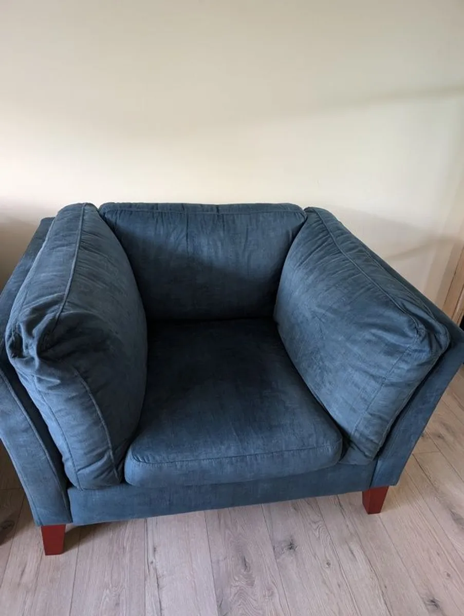 Sofa - Image 3