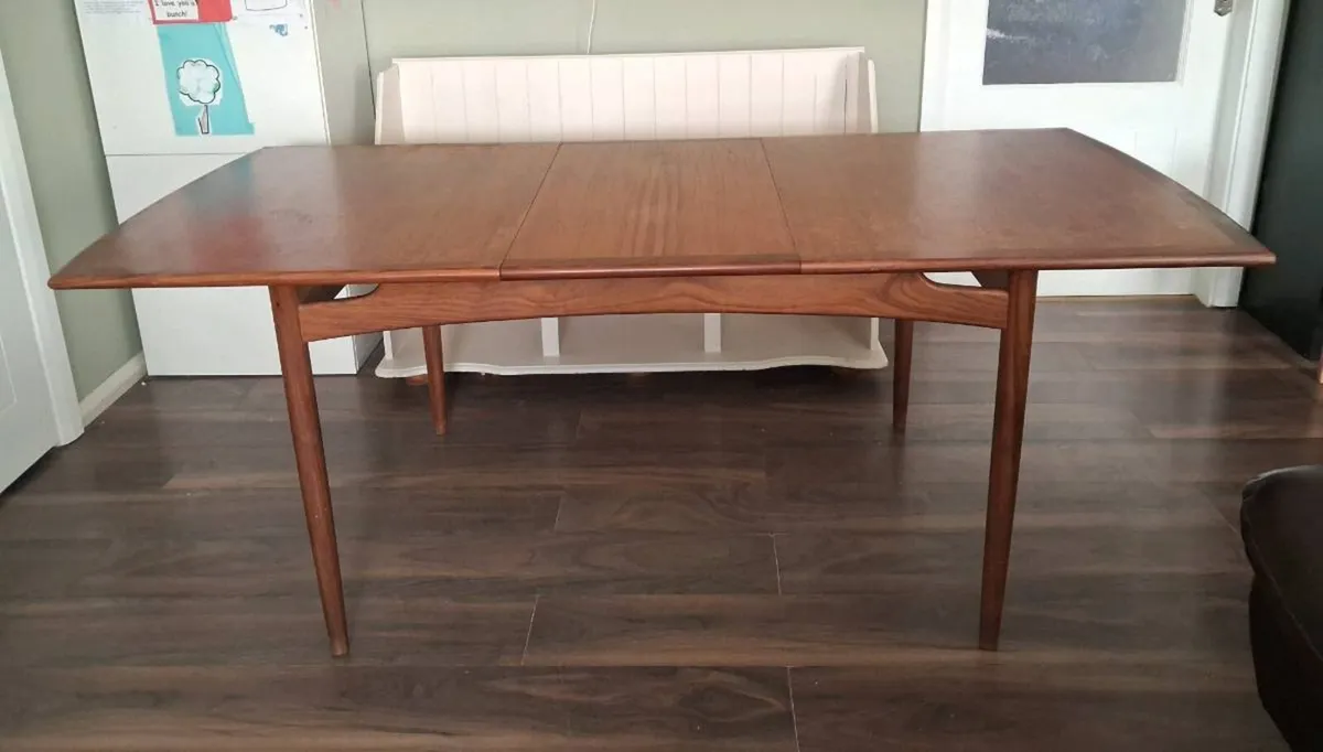 G-Plan Teak extending Dining table - Image 1
