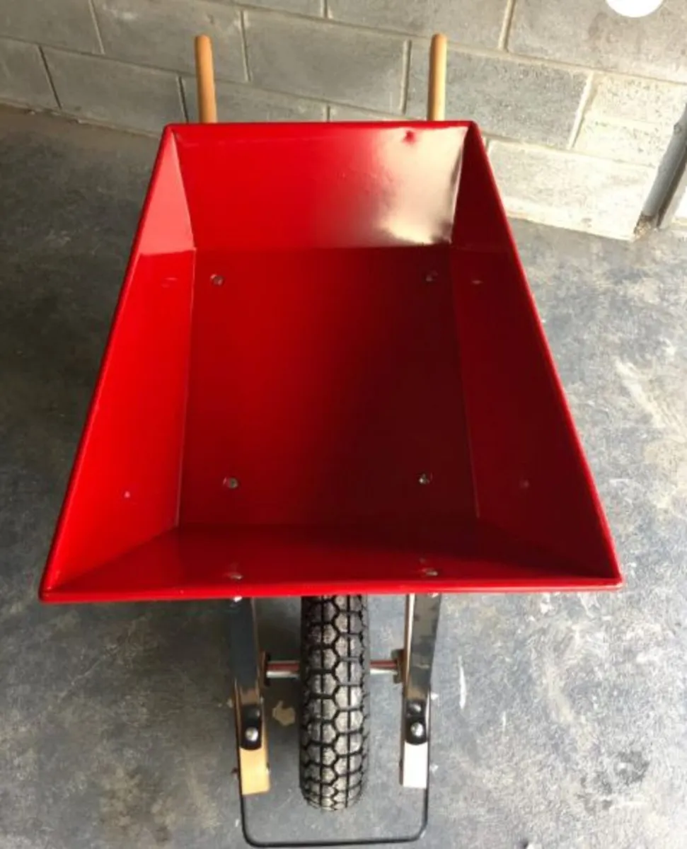 HEAVY-DUTY 100L WHEELBARROWS – CLEARANCE SALE! - Image 4