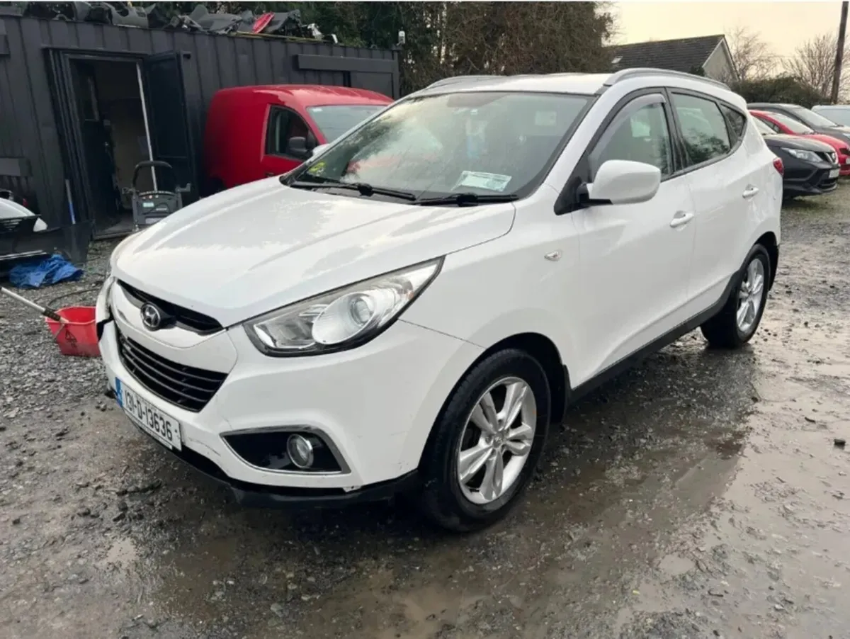 2013 Hyundai ix35 1.7 Diesel very light damage - Image 1