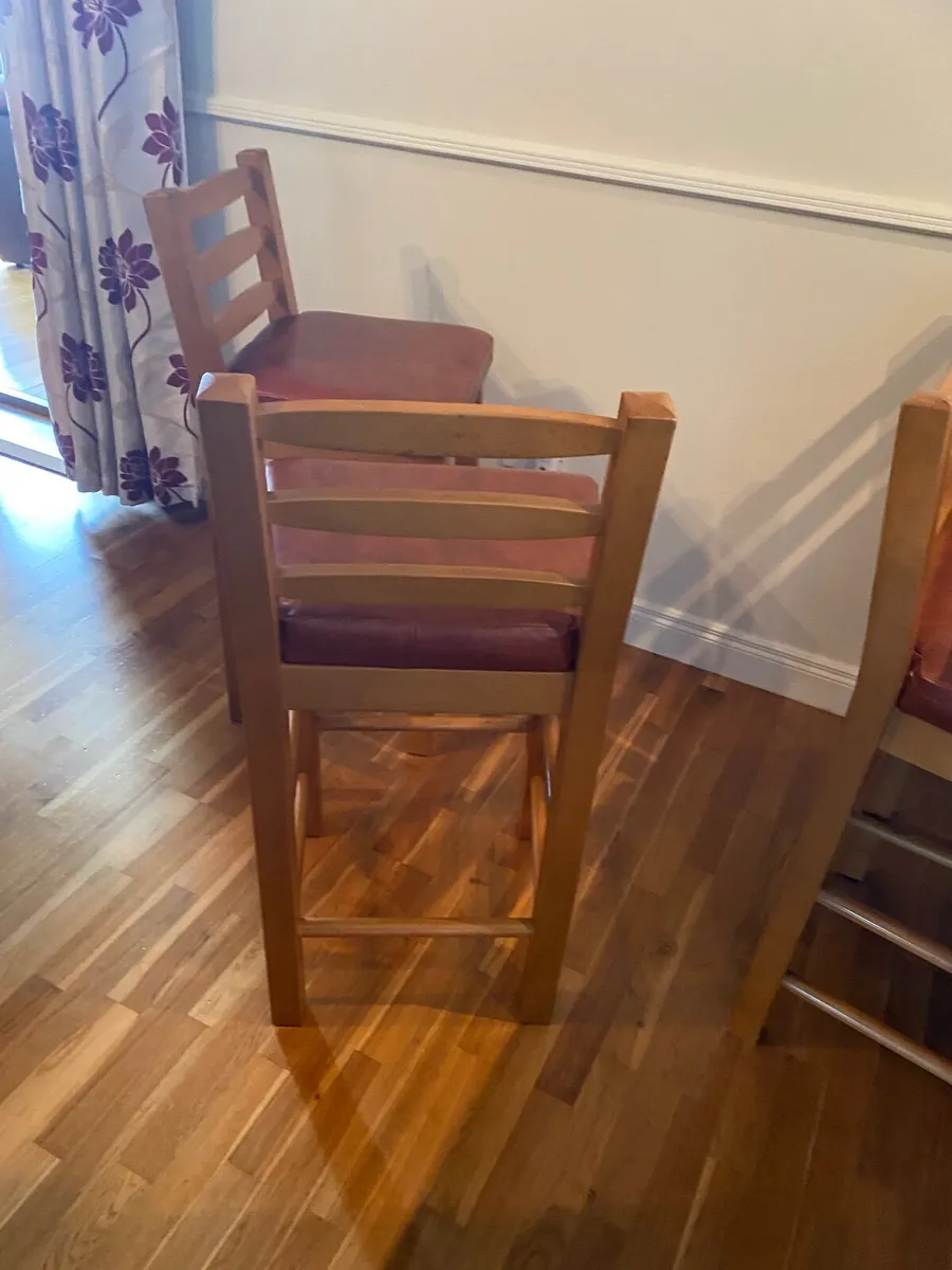 Kitchen counter stools - Image 2