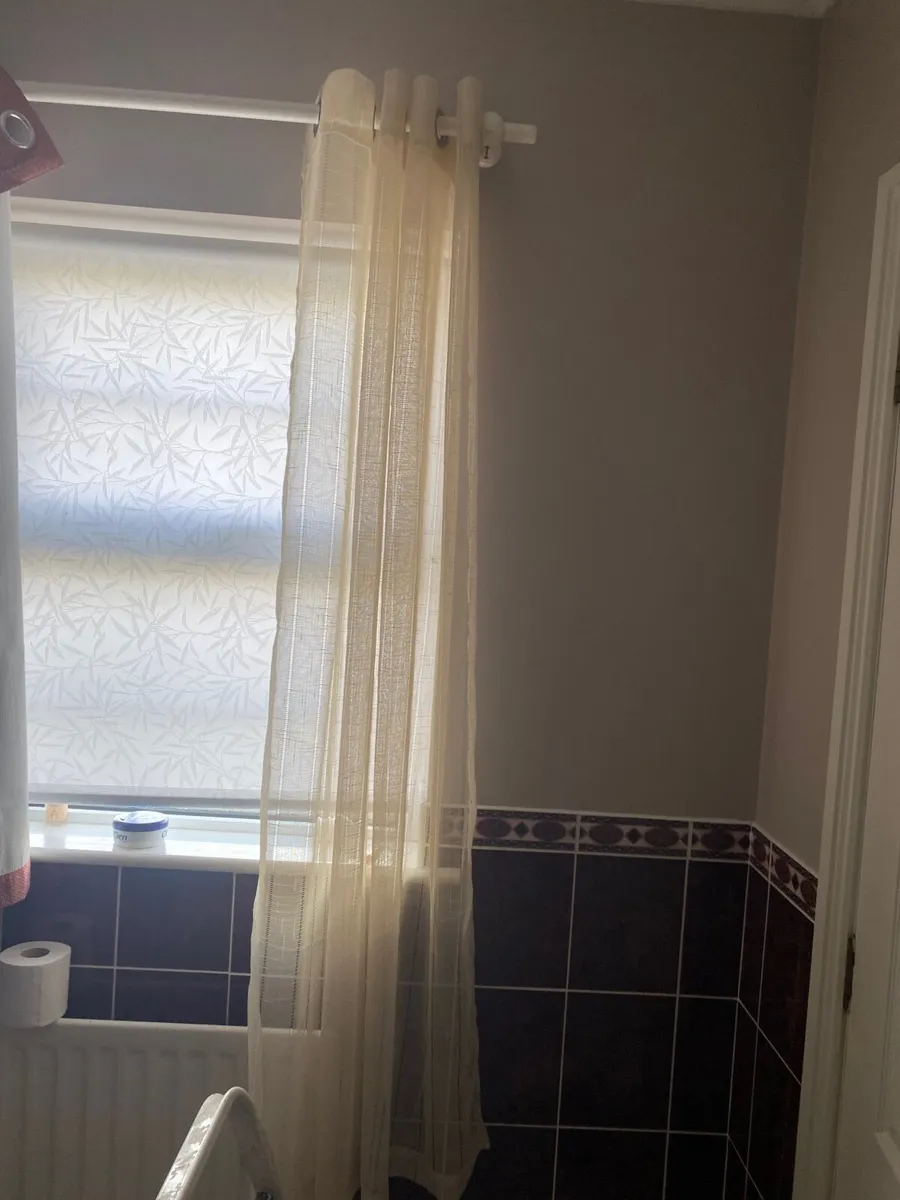 Voile curtains x2 - Image 1