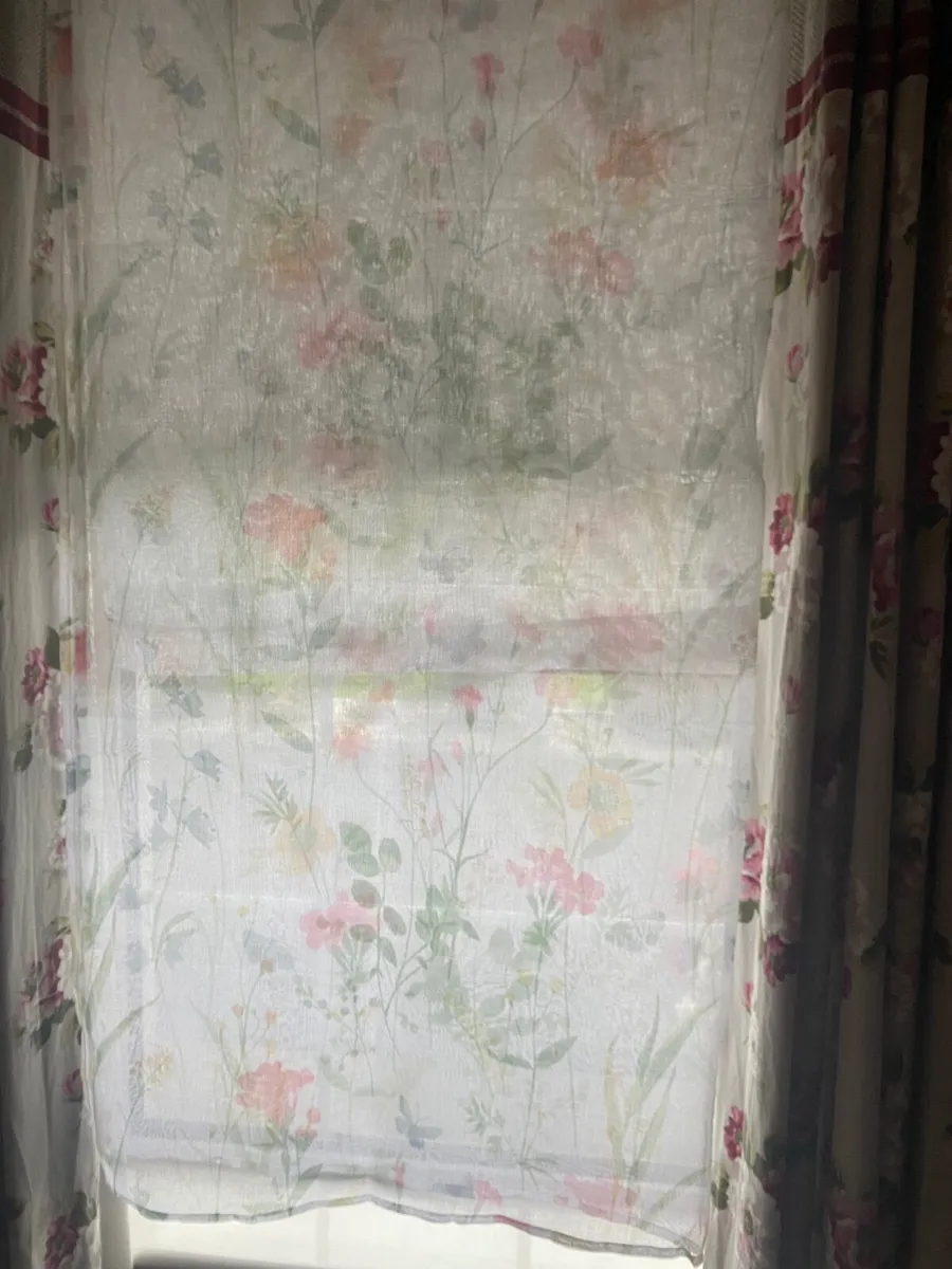 Watercolour voil curtains - Image 2