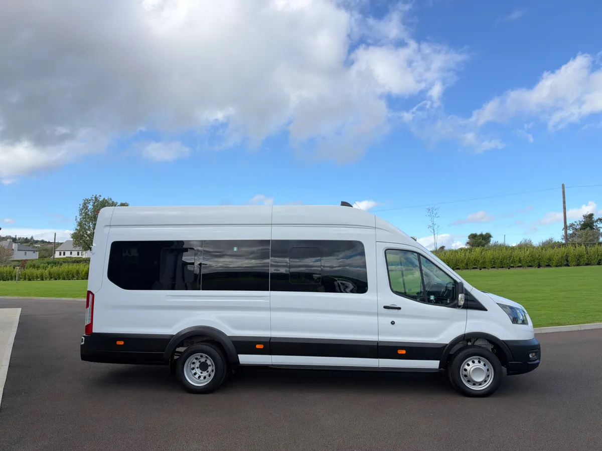 232 Ford Transit Trend 17Seater - Image 2