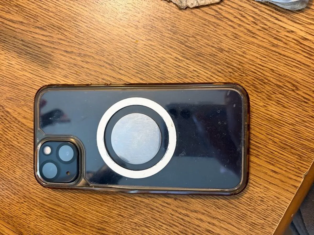 iPhone 13 - Image 4