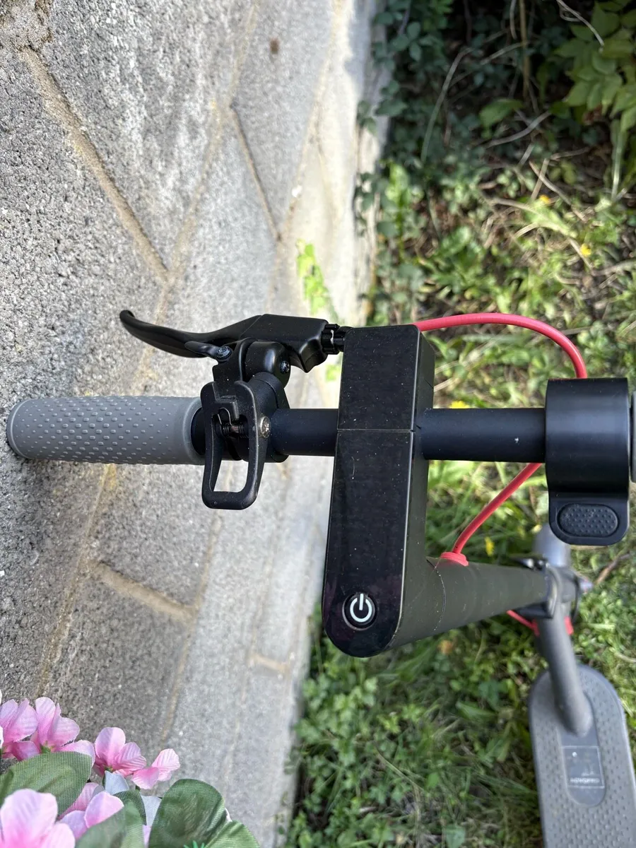 E scooter AovoPro - Image 4
