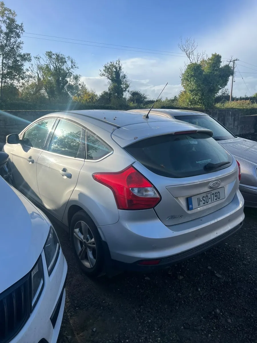 Ford Focus, selling for parts - Image 4