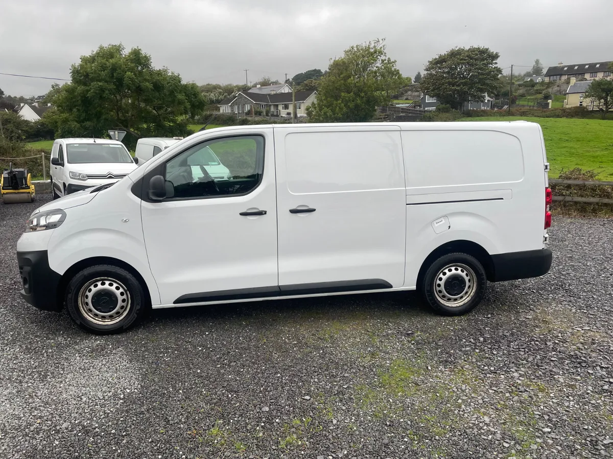 Opel Vivaro 2022 - Image 4