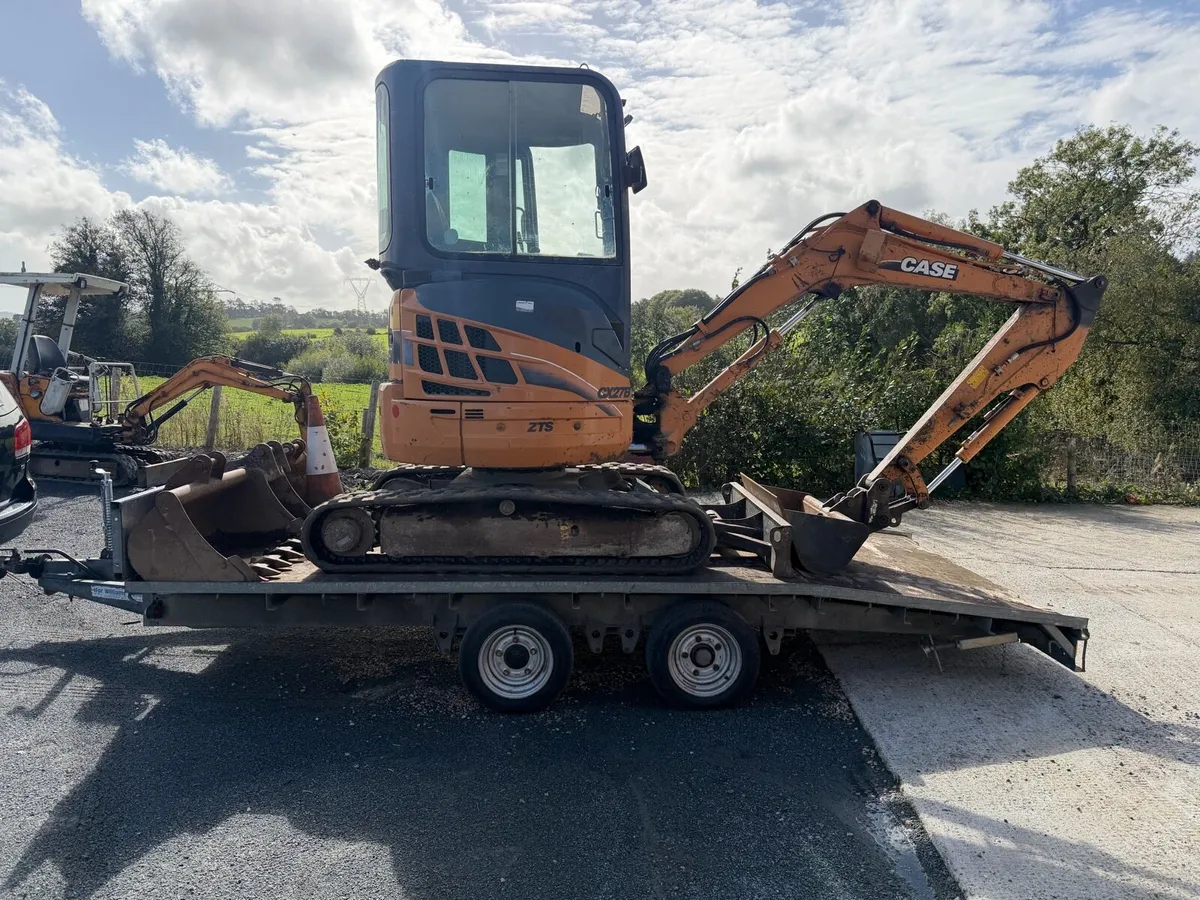 Digger trailer and Jeep - Image 3