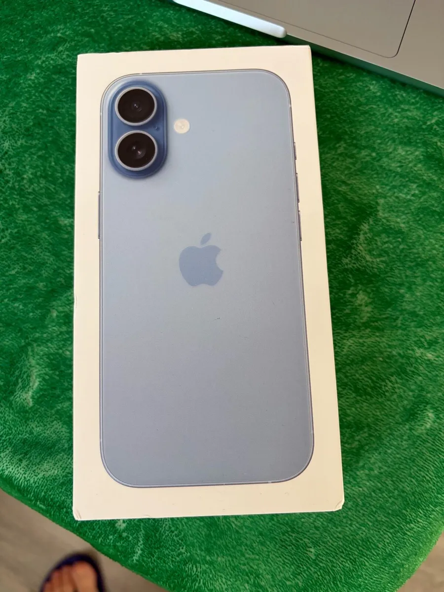 iPhone 17  Mist blue 📱 256GB - Image 1