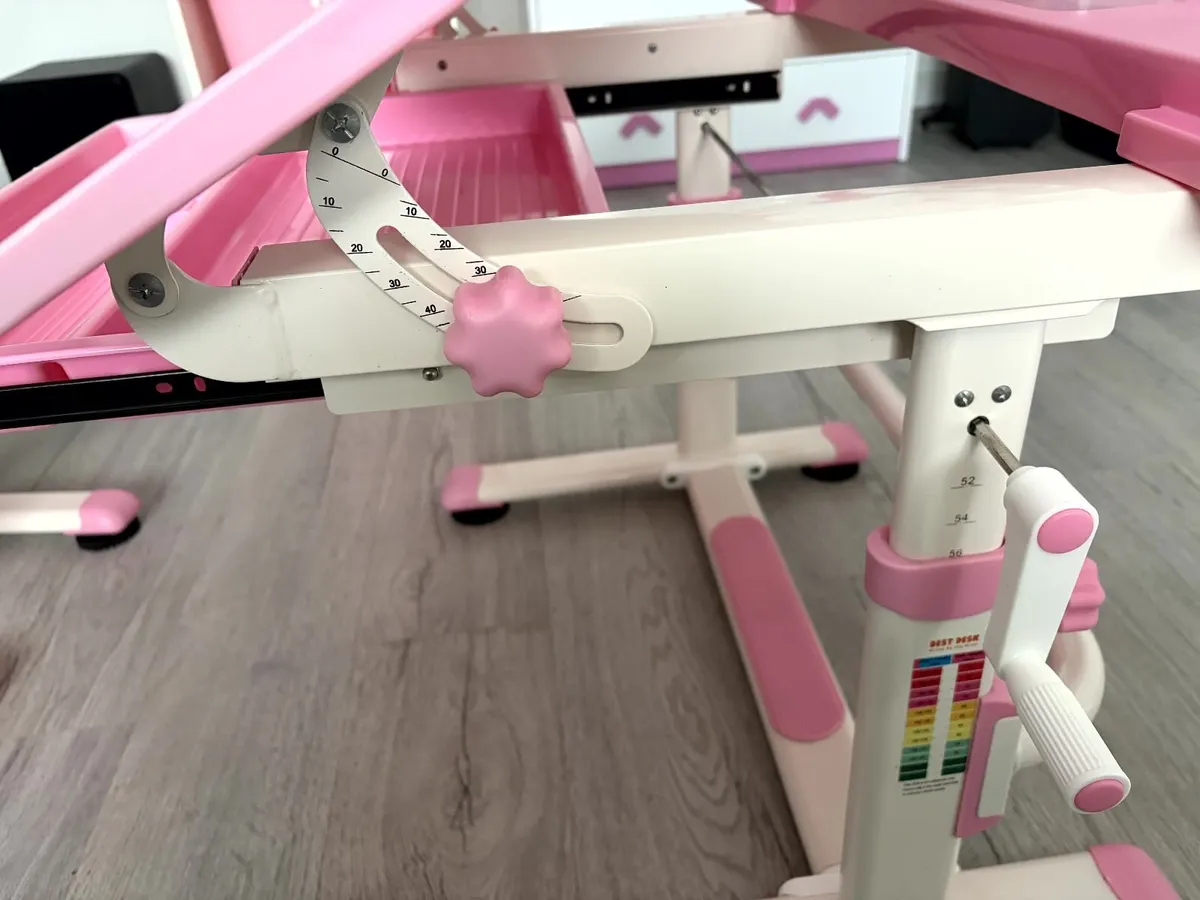kids desk and chair set - Image 2